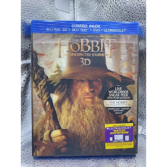 The Hobbit: An Unexpected Journey (Blu-ray 3D + DVD) 4-Disc Set w/ 3D Holo Cover - Picture 1 of 6